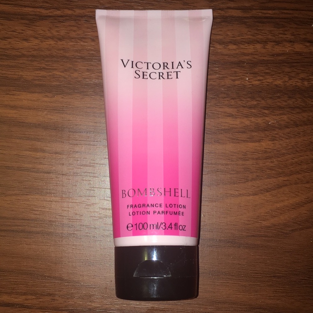 Victoria’s Secret Bombshell Fragrance Lotion